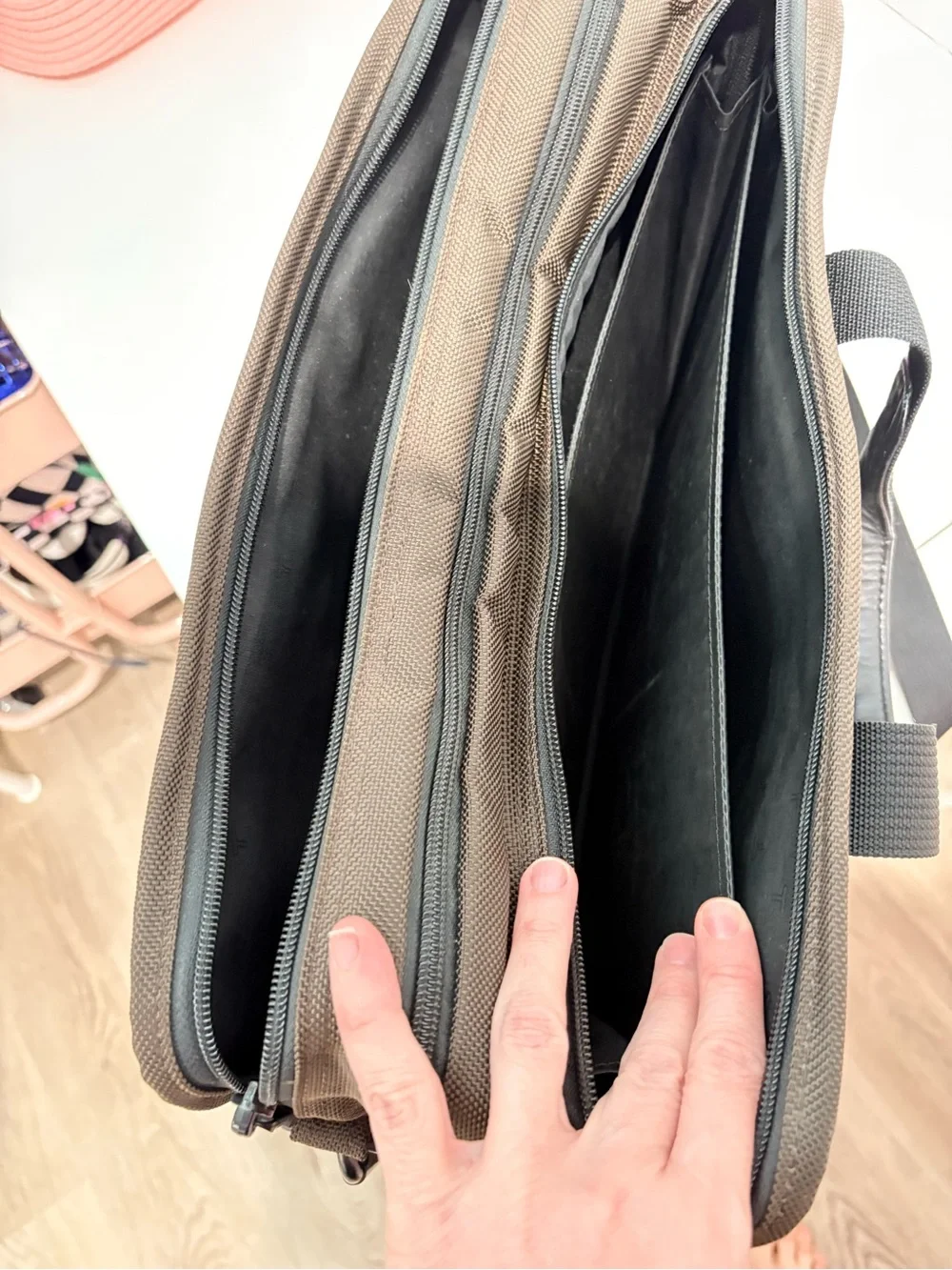Tumi nylon laptop